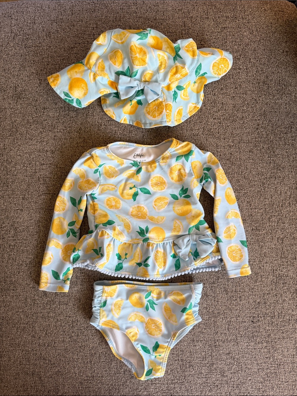 Lemon Print Long-Sleeve Rashguard Set in Yellow with Sun Hat